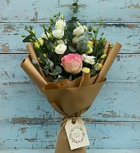 Букет цветов из:  Розы и Лизиантусы в Талицы